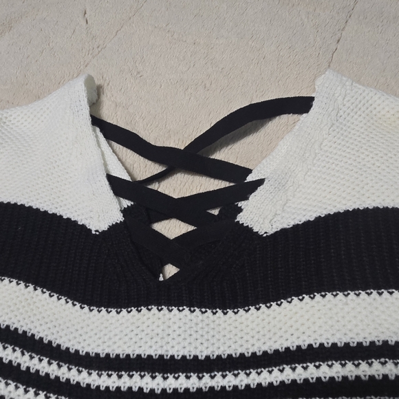 Full Circle Striped Sweater lace up back terracotta ut burnt orange sweater, L - Picture 4 of 13